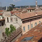 Residenza Bra 招待所 4*