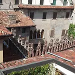 Residenza Bra Penzion 4*