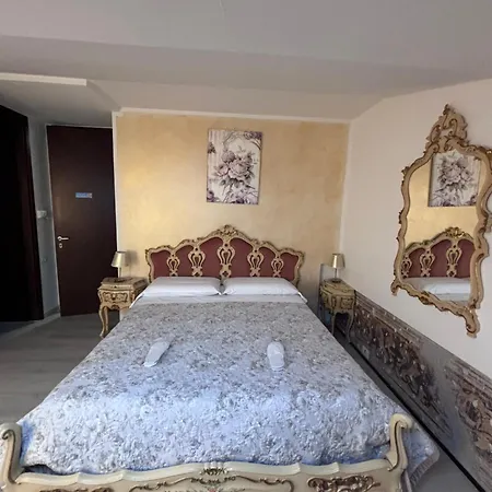 Residenza Bra 4* فيرونا