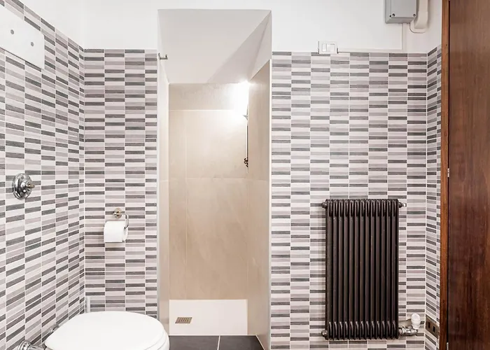 Residenza Bra 招待所 4*