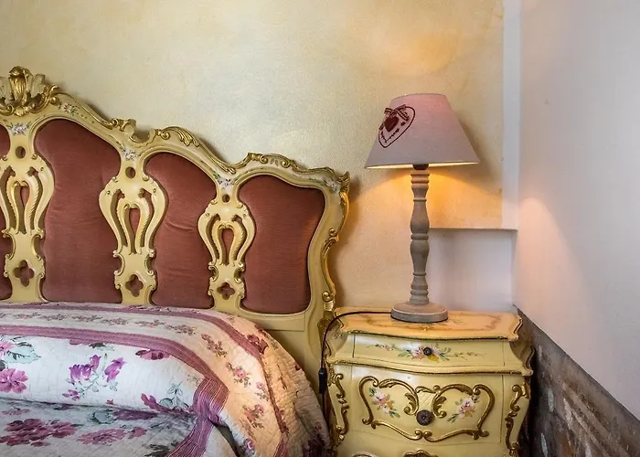 招待所 Residenza Bra 4*