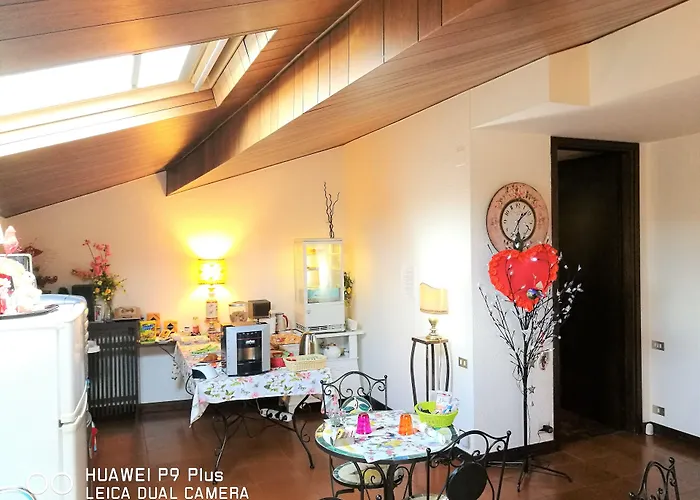 Residenza Bra 招待所 4*